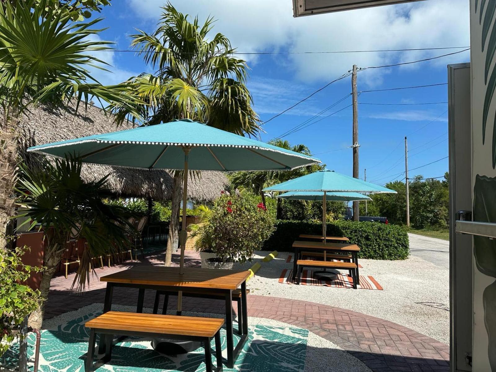 Tropical Cottages ماراثون المظهر الخارجي الصورة